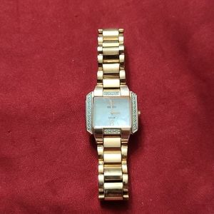 Genuine Seiko watch solar powered?